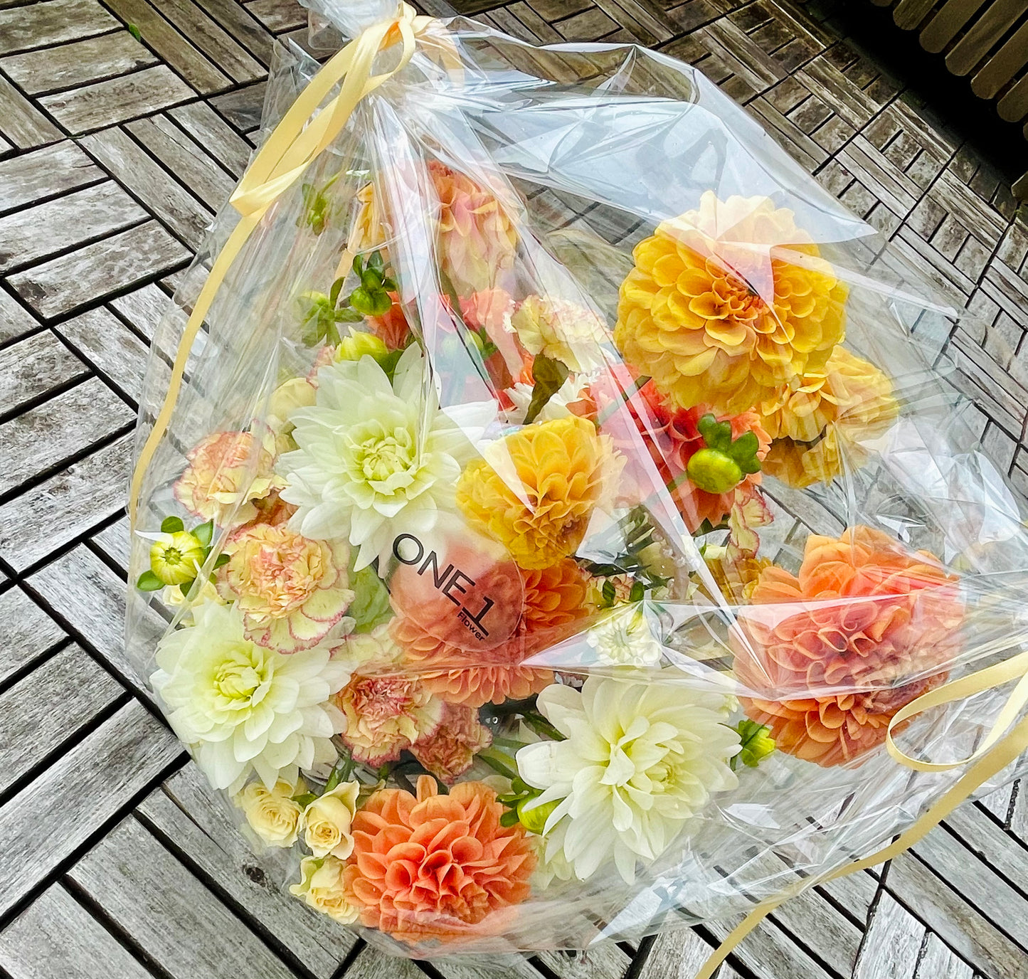 Dahlia Basket (Seasonal)