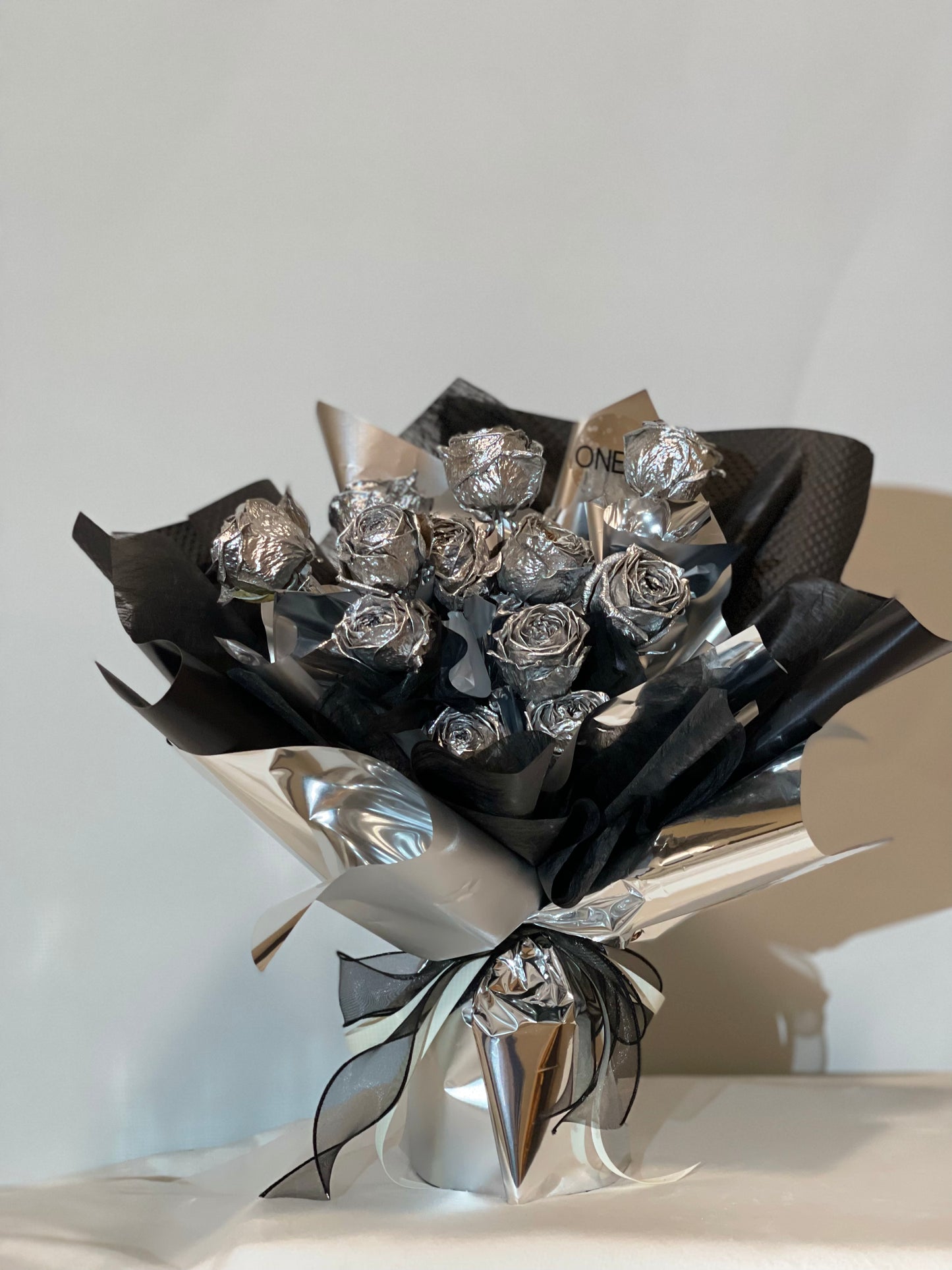 Rose Sliver Cool Girl Bouquet